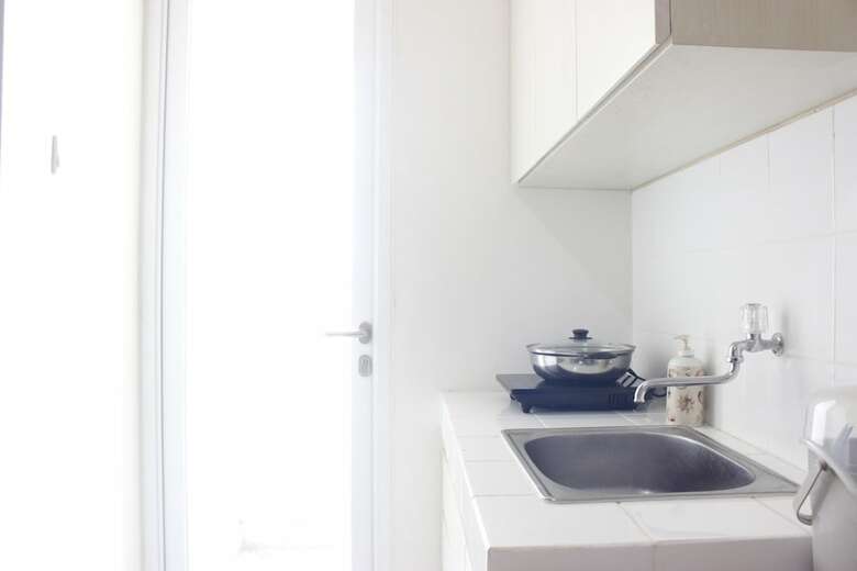 Warm 2br Apartment At Parahyangan Residence