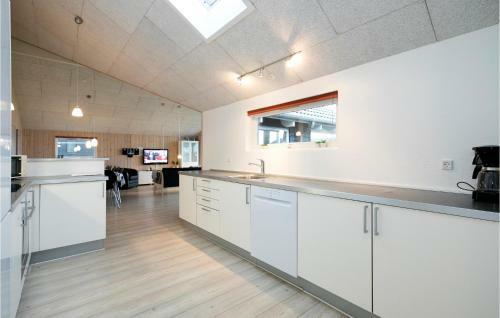 Holiday Home Helledievej V