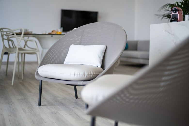 The One Luxury Apartments