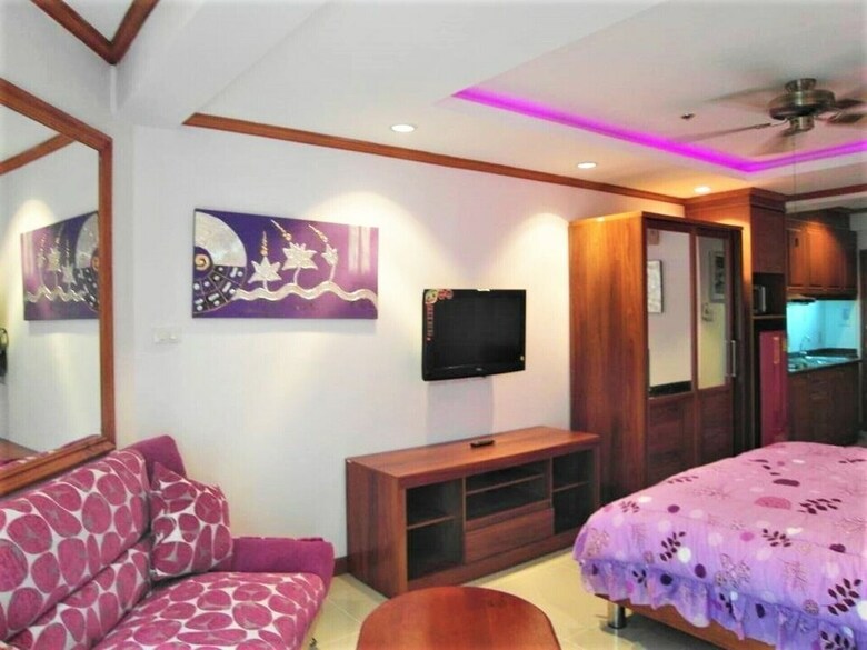 Seaview Floor 11 Jomtien Beach