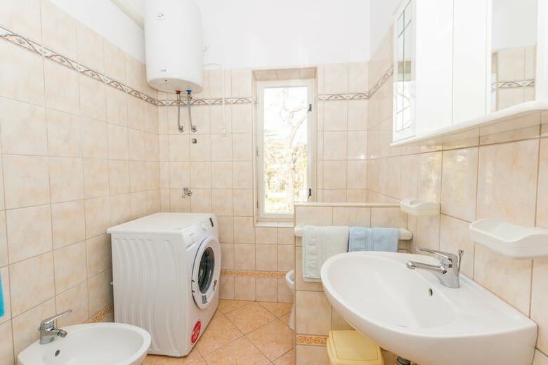 Apartments Grakalic Great Location