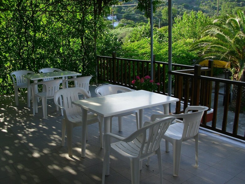 Hotel Pansion Platana