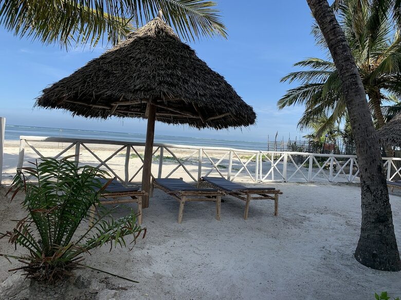 The African Paradise Beach Hotel