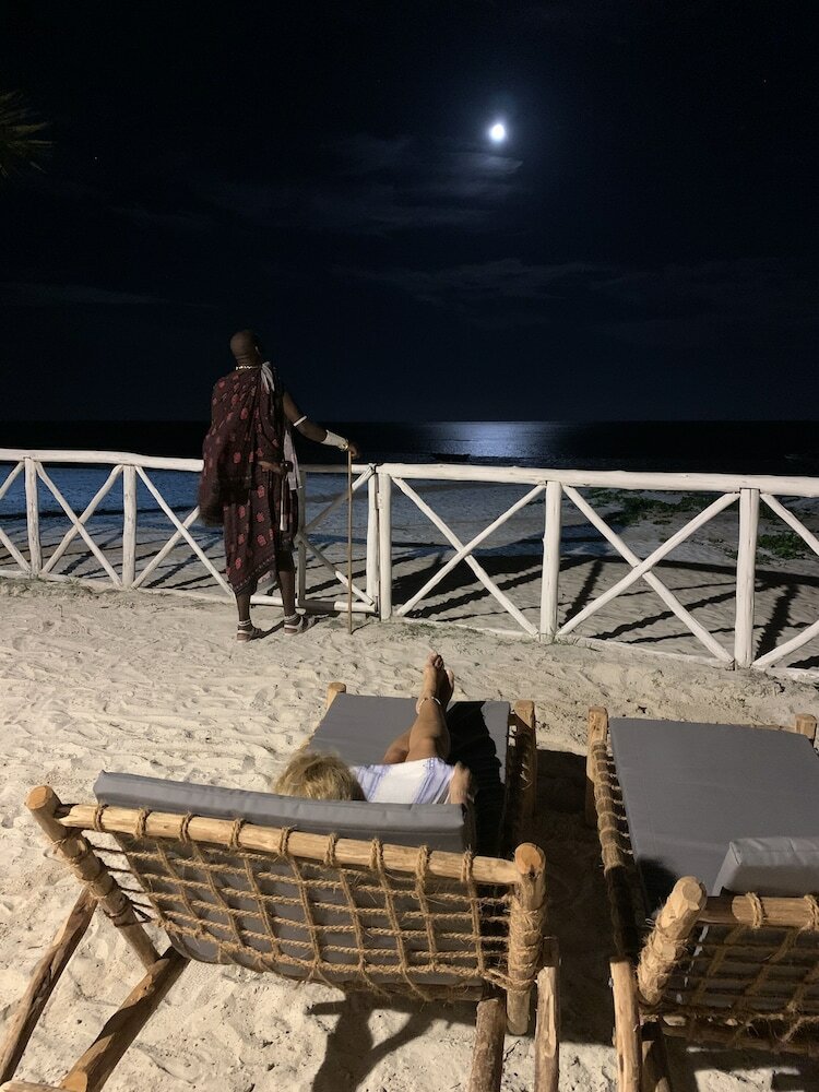 The African Paradise Beach Hotel