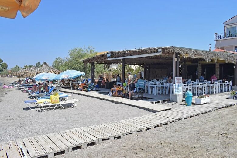 Hotel Petrakis Beach