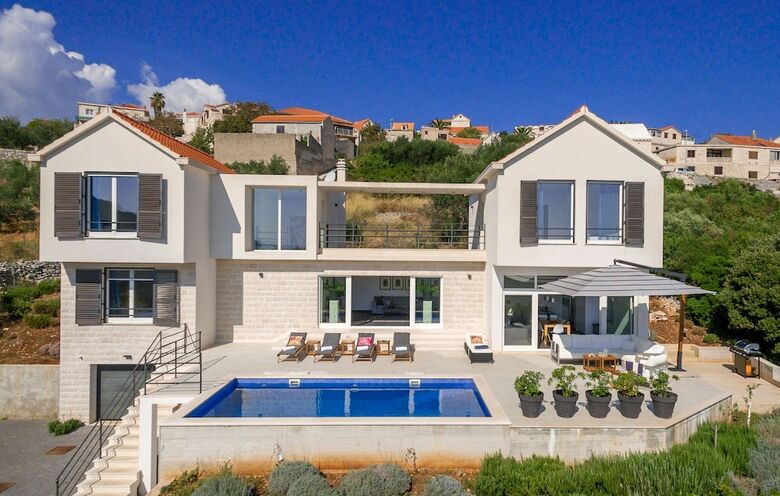 Villa Andora