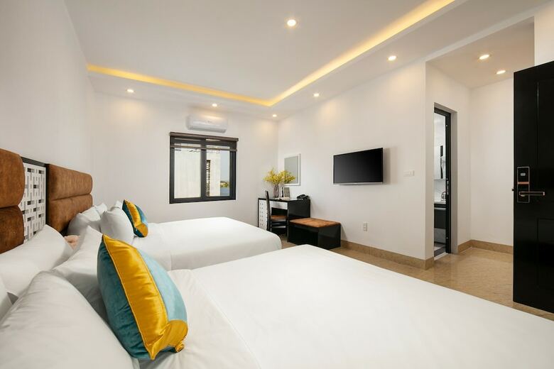 Hotel Tuan Chau Kingly Villa