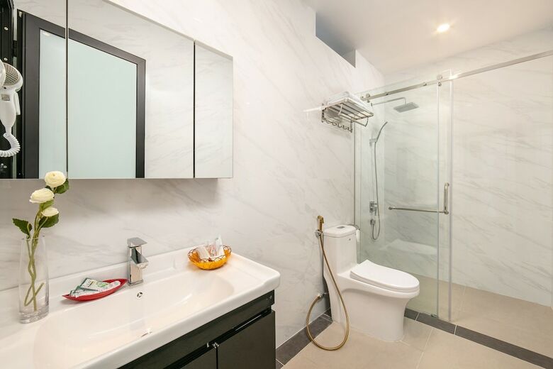 Hotel Tuan Chau Kingly Villa