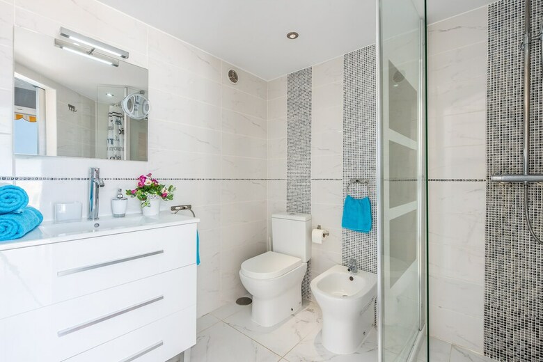 B18 Modern Original Apartment