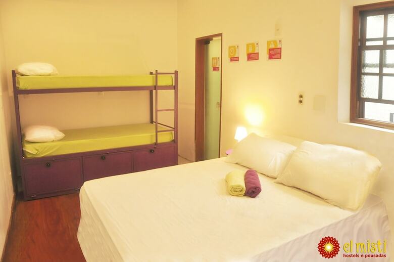 Hostal El Misti House Hostel Copacabana