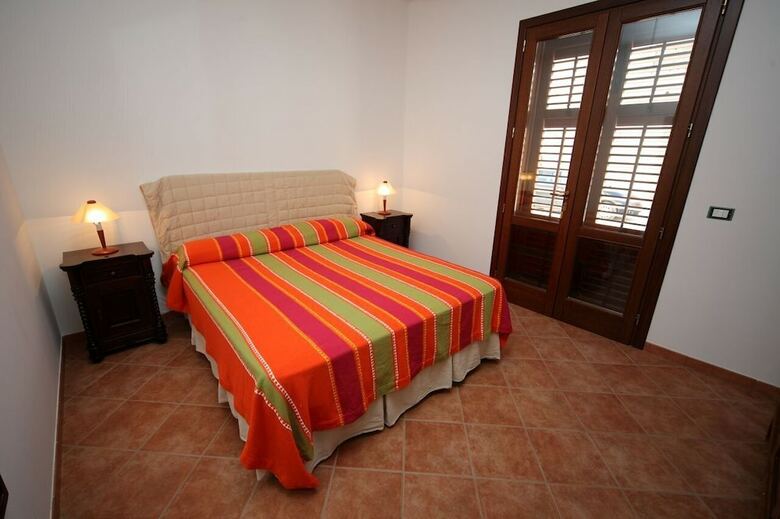 Apartamento I Tre Golfi Captain Dowson Con Mansarda