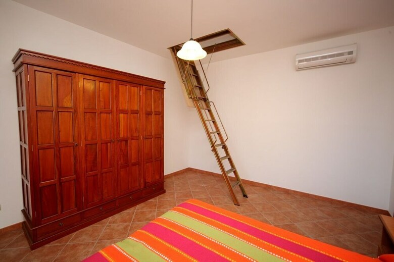 Apartamento I Tre Golfi Captain Dowson Con Mansarda