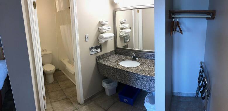 Motel Knights Inn Huntsville, On