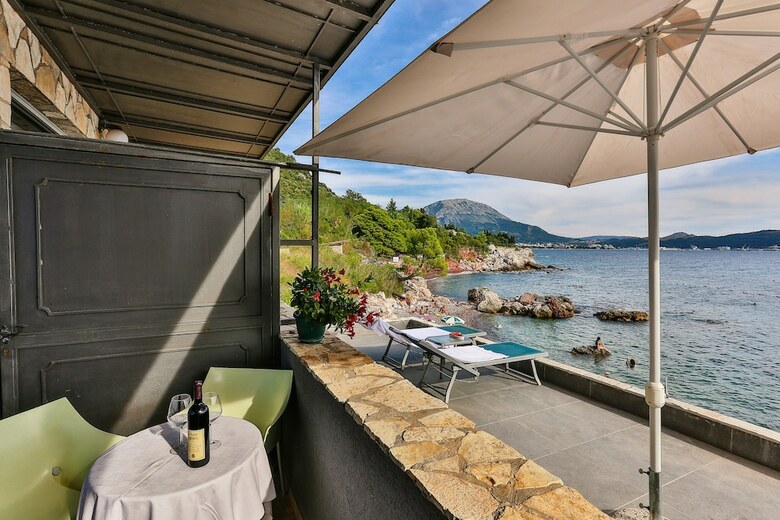 Aparthotel Apartments On The Coast