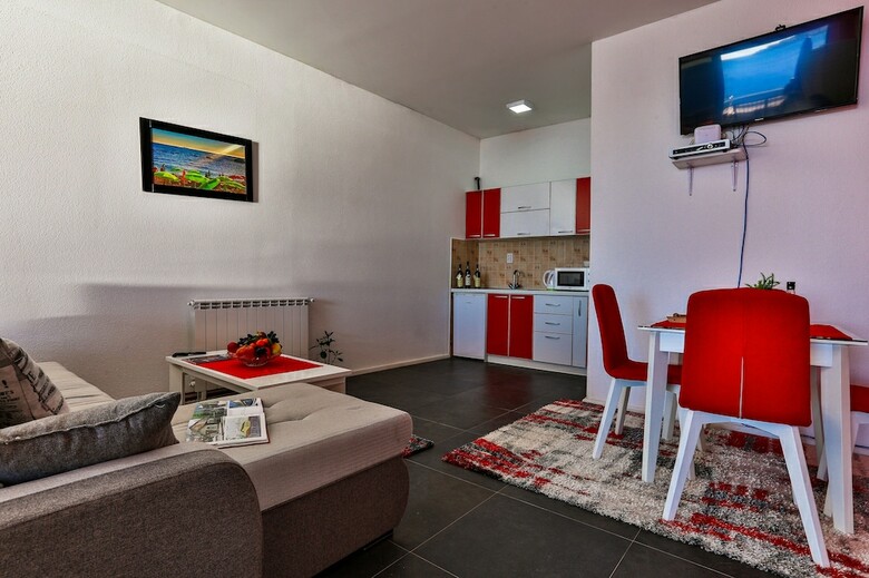 Aparthotel Apartments On The Coast