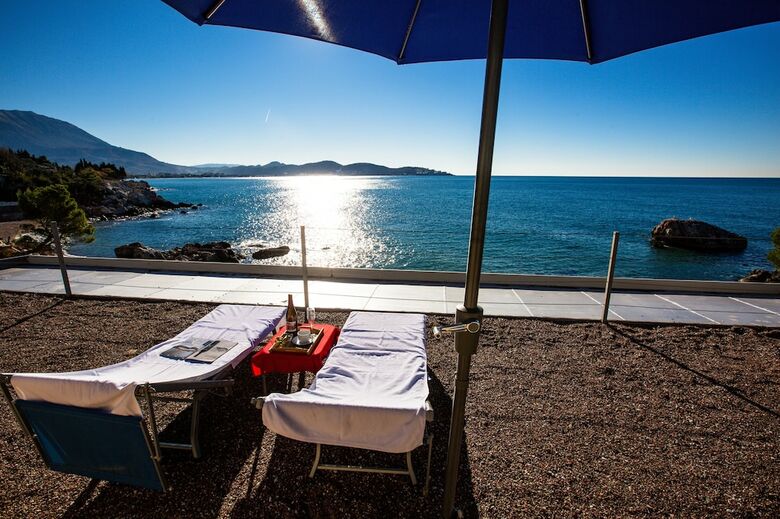 Aparthotel Apartments On The Coast