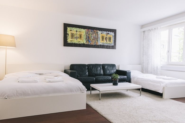 Elegant Apartment With Pocket Wifi