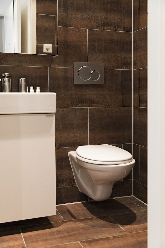 Stunning Modern Apartment "pocket Wifi"