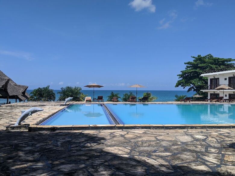 Amaan Ocean Kihinani Hotel
