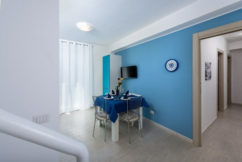 I Tre Golfi Isule Apartments Quadrilocale Primo Piano