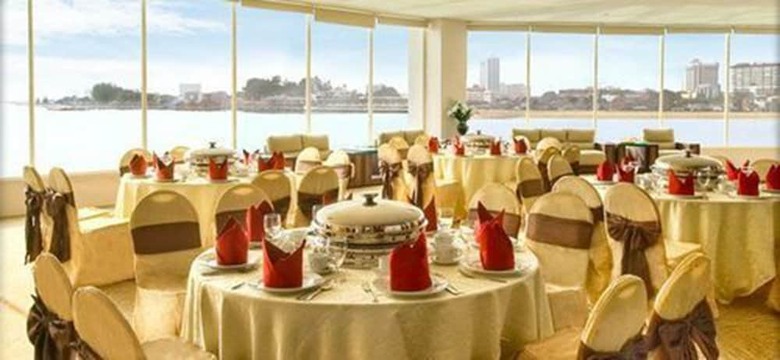 Hotel Duyong Marina & Resort
