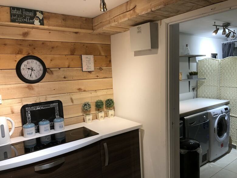 2bed Period House Apartment