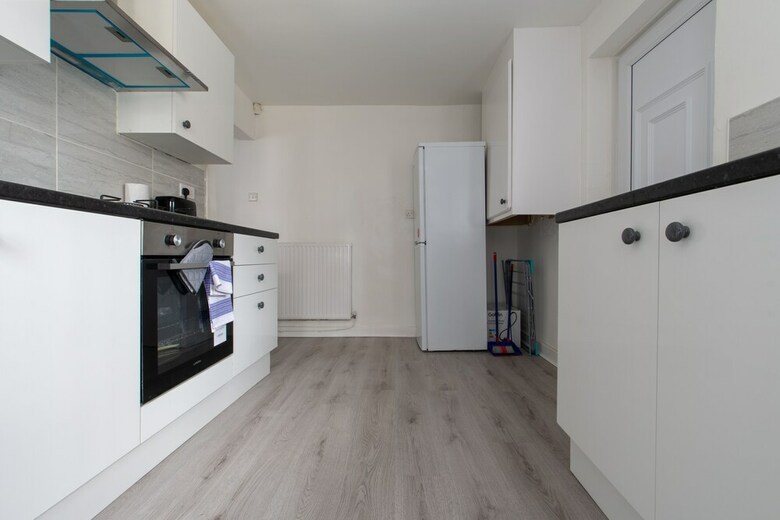 Lux Apartments 4 Bedroom House Molyneux