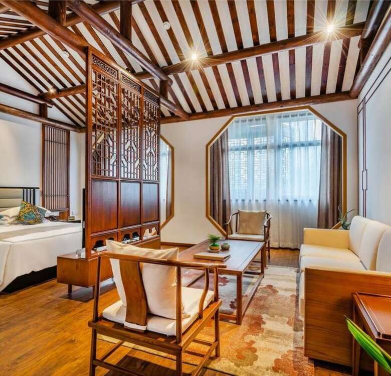 Floral Hotel Sheng Poman Courtyard