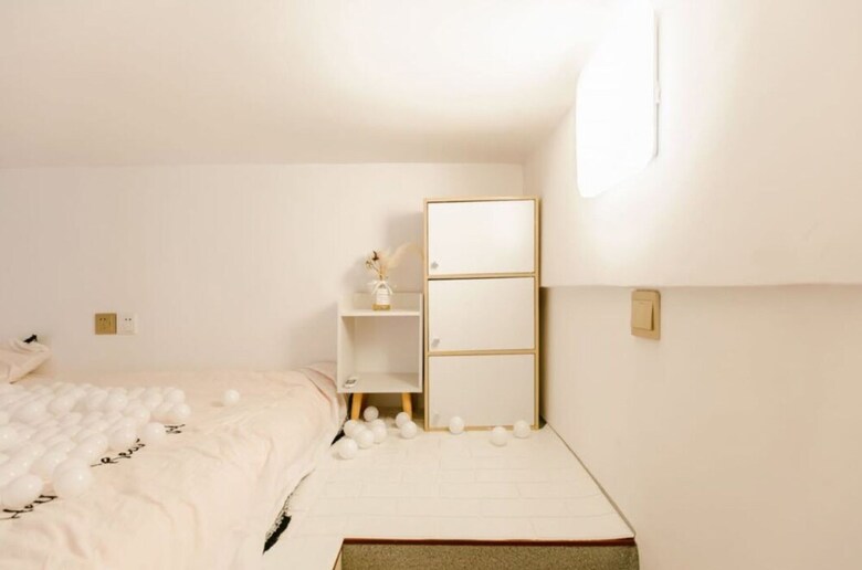 Intown City Apartment No. 52