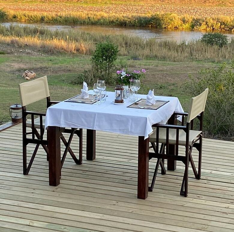 Posada Emhosheni River Lodge