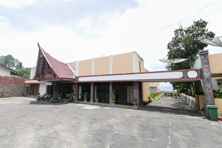 Hotel Airy Tpr Sinaga 2 Parapat