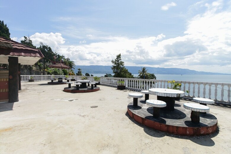 Hotel Airy Nelson Purba 4 Parapat