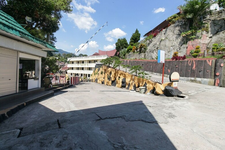 Hotel Airy Nelson Purba 4 Parapat