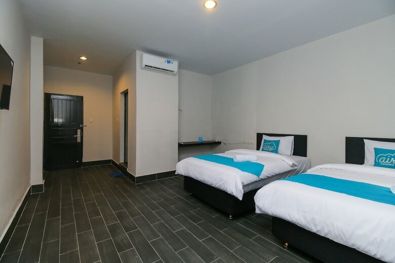 Hotel Airy Panam Hr Soebrantas Km 8.5 Pekanbaru