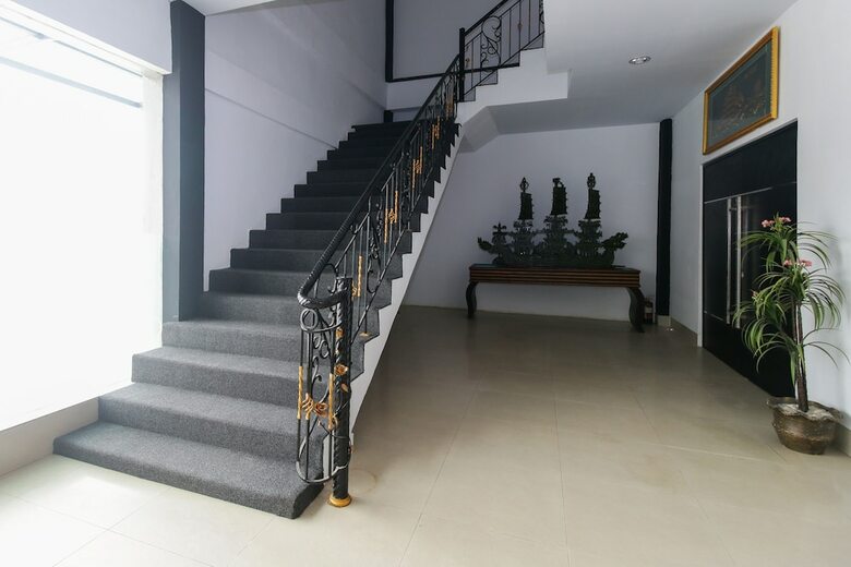 Hotel Airy Panam Hr Soebrantas Km 8.5 Pekanbaru