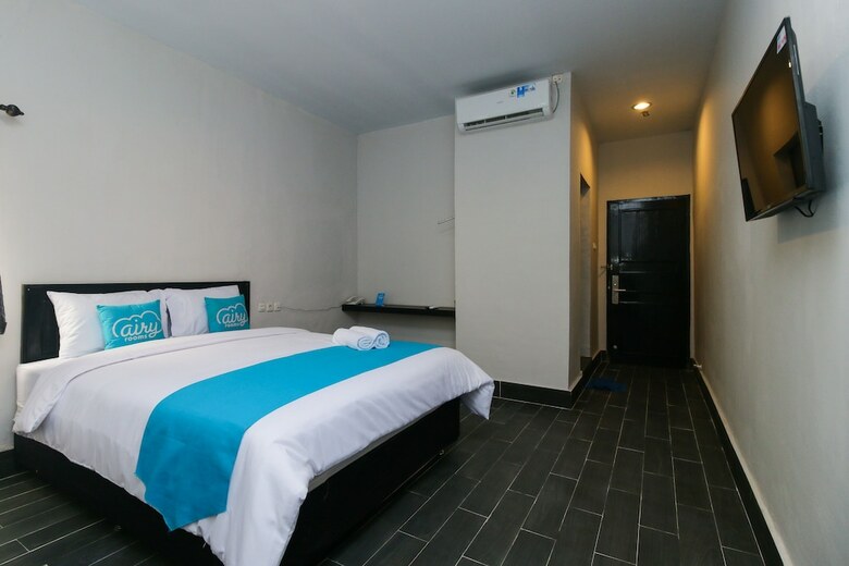 Hotel Airy Panam Hr Soebrantas Km 8.5 Pekanbaru