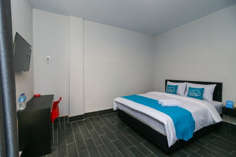 Hotel Airy Panam Hr Soebrantas Km 8.5 Pekanbaru