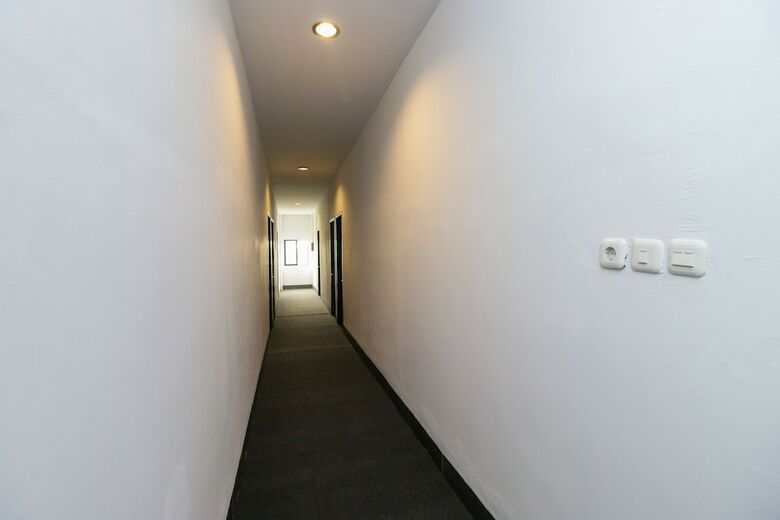 Hotel Airy Panam Hr Soebrantas Km 8.5 Pekanbaru