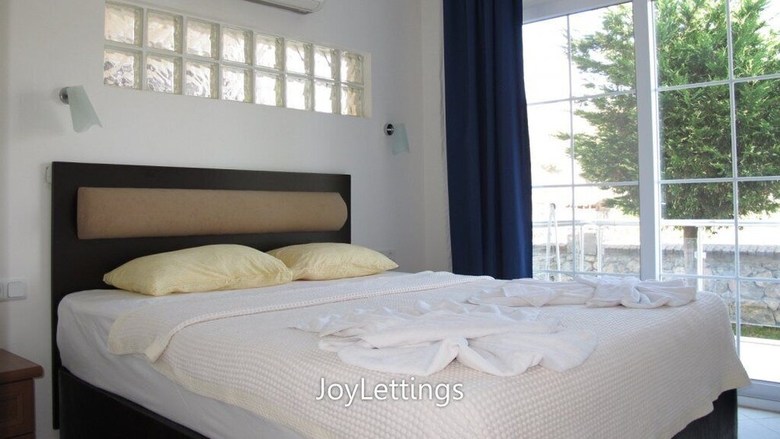 Villa Ceb2 By Joylettings