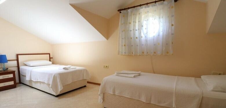 Villa Rn4c By Joylettings