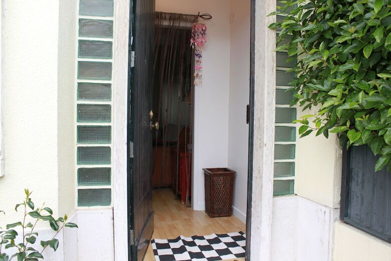 Hotel Nesha Guesthouse Lisbon