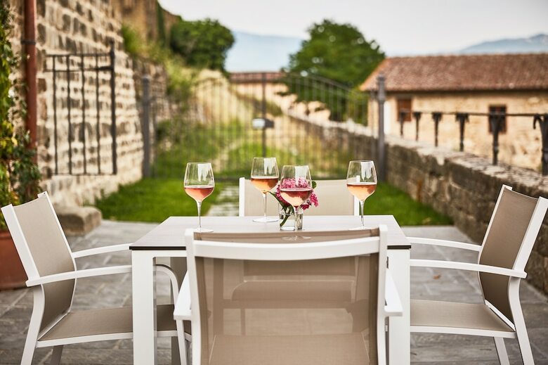 Apartamento Poppi Suites