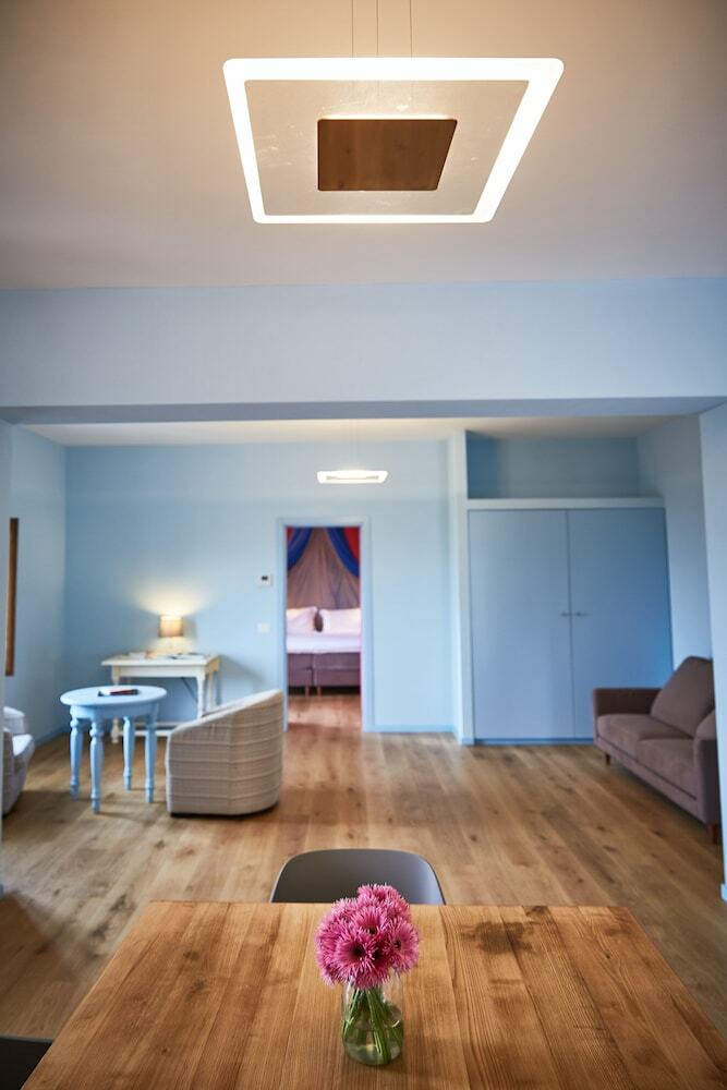 Apartamento Poppi Suites