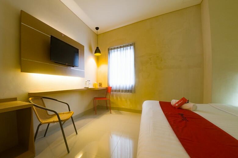 Reddoorz @ Budget Hotel Ambon