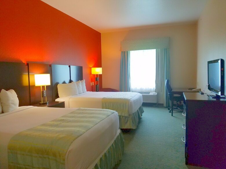 Hotel Ramada By Wyndham South Waco