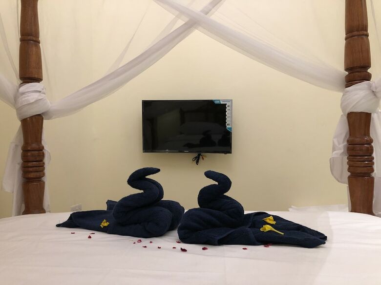 Hostal Bottoms Up - Hotel