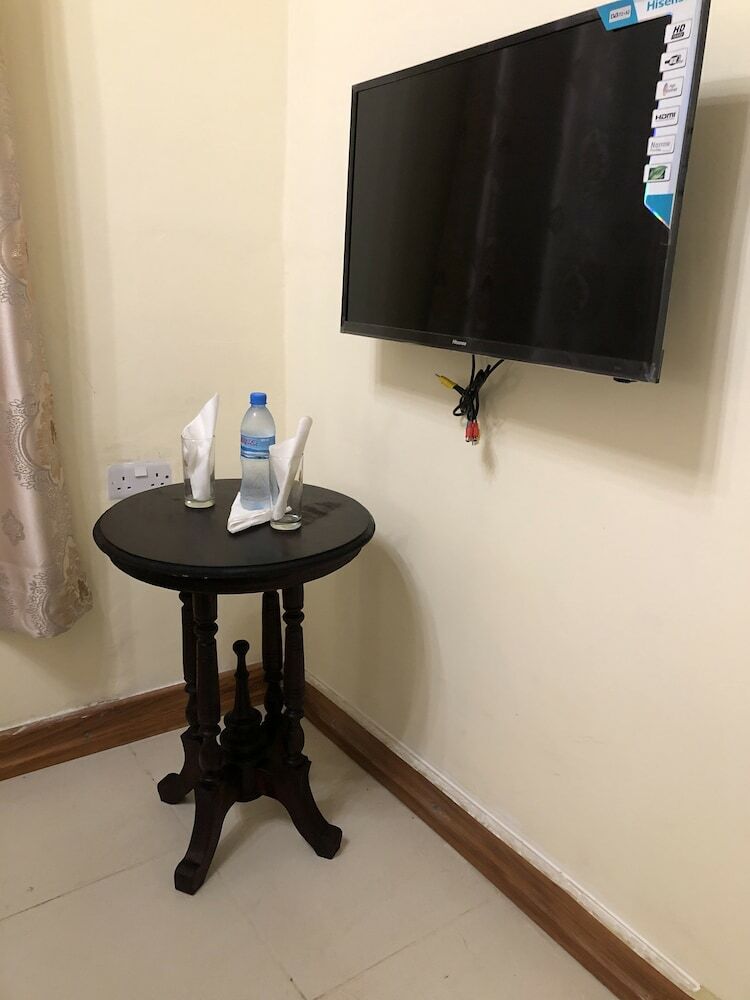 Hostal Bottoms Up - Hotel