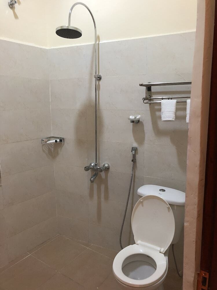 Hostal Bottoms Up - Hotel