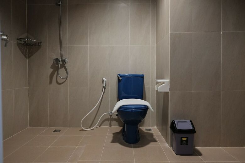 Hotel Reddoorz Plus Near Ferry Terminal Batam Center