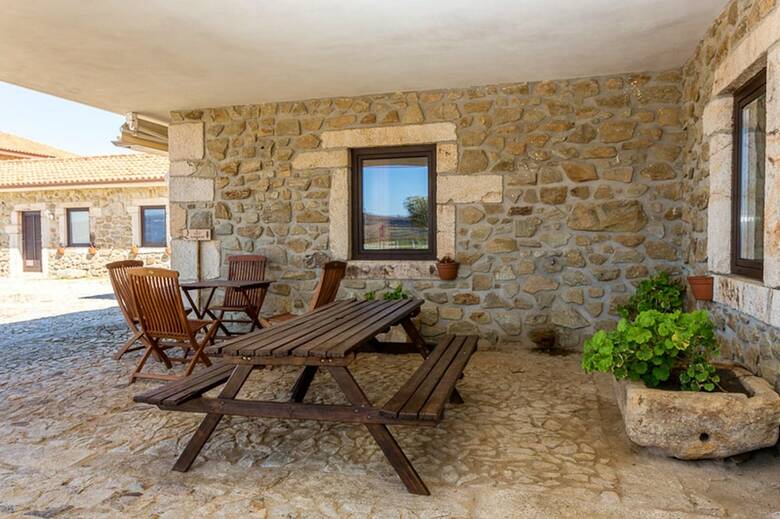Studio In Armamar, With Pool Access, Furnished Terrace And Wifi